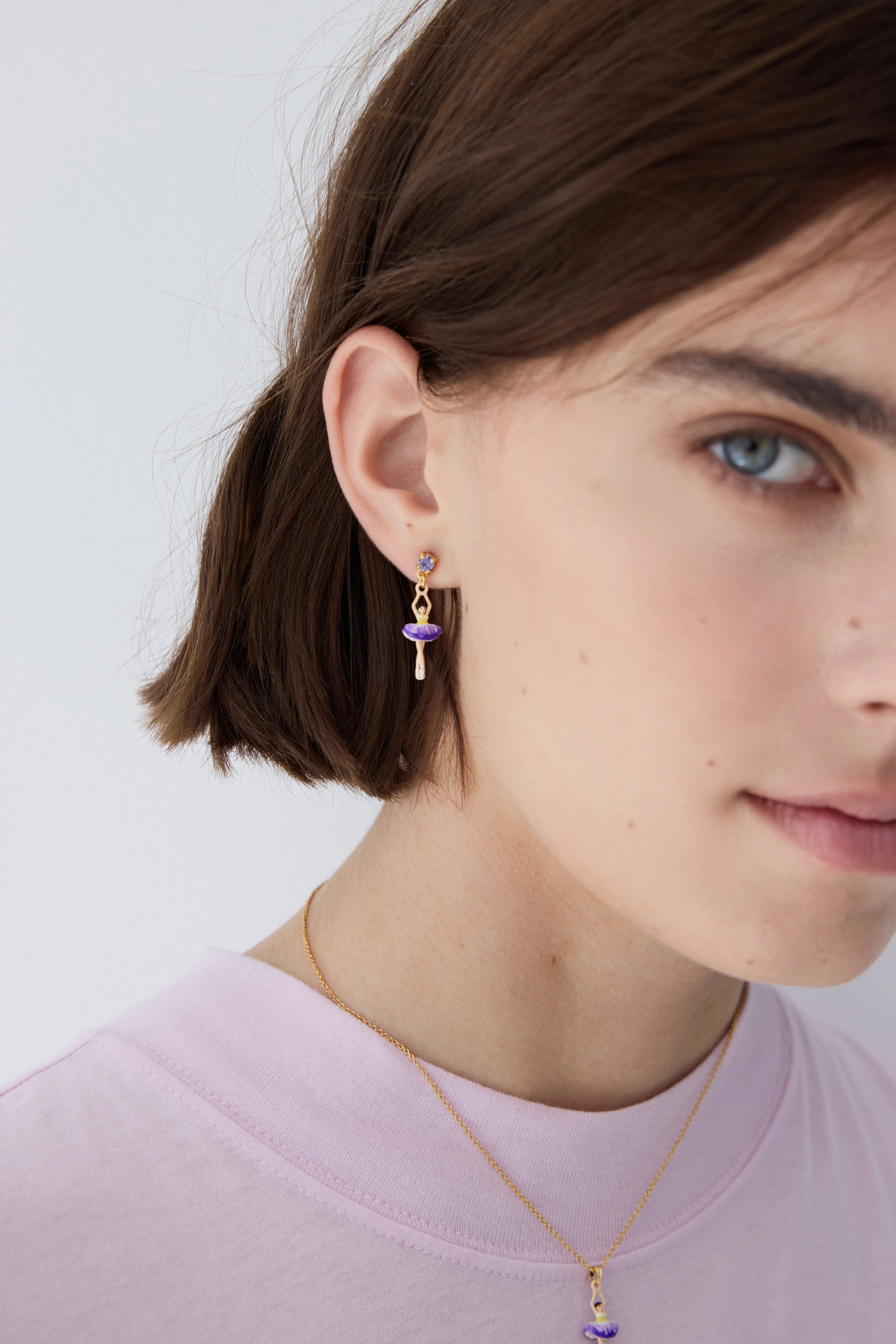Boucles d'oreilles ballerine tutu violet et jaune et cristal violet - Image 4