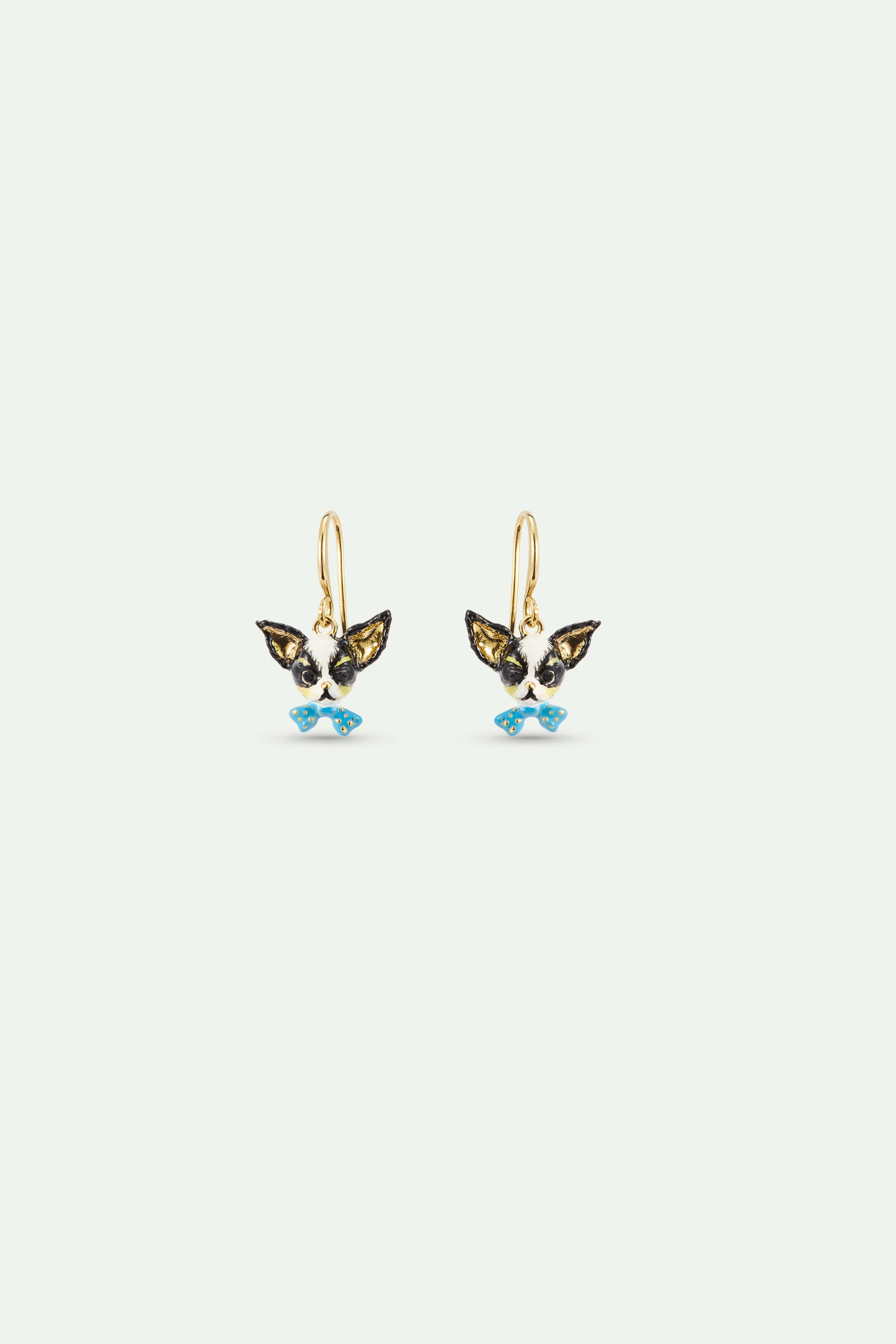 Boucles d'oreilles hook Chihuahua et noeud papillon bleu