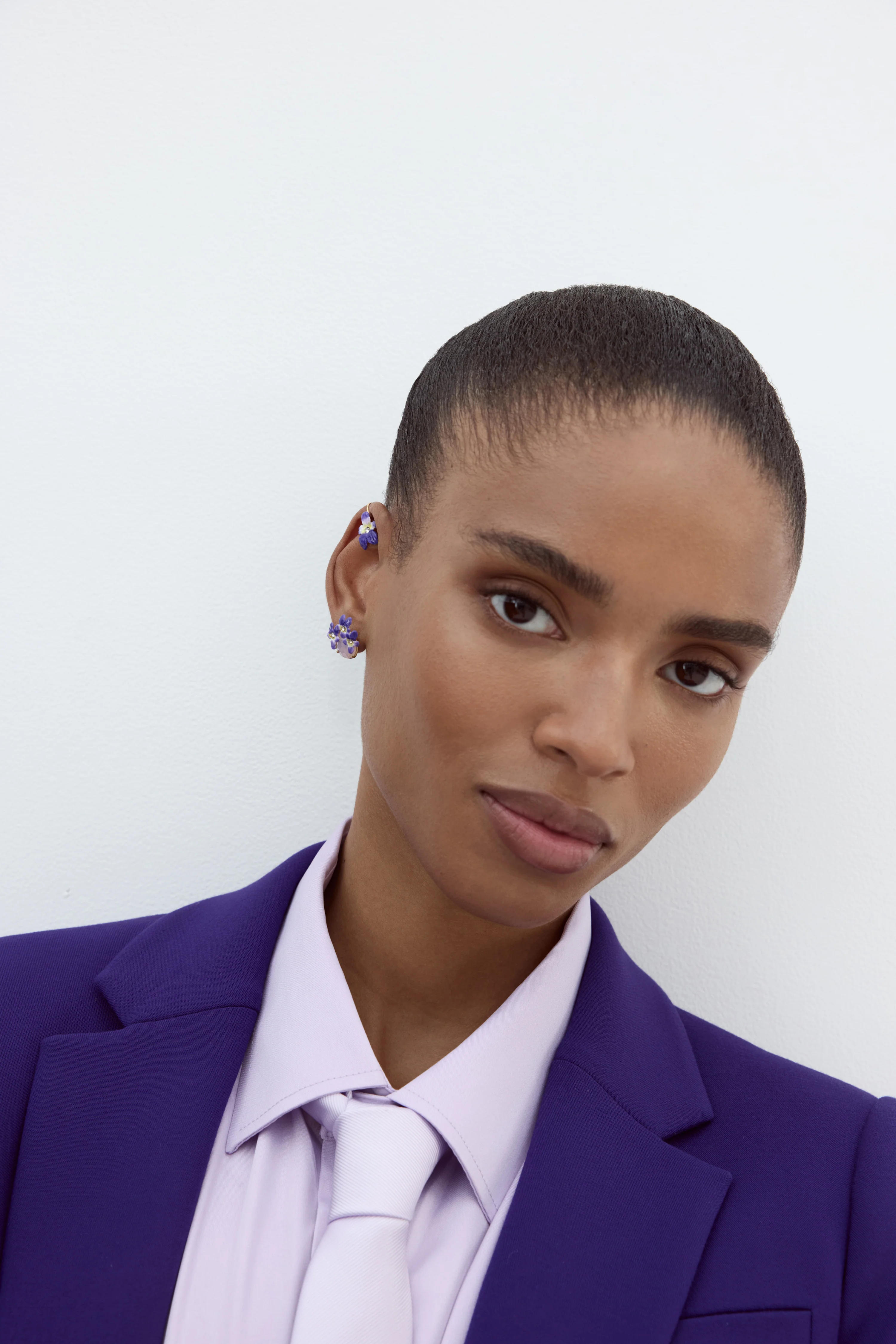 Boucles d'oreilles violette et cristal facetté - Image 4